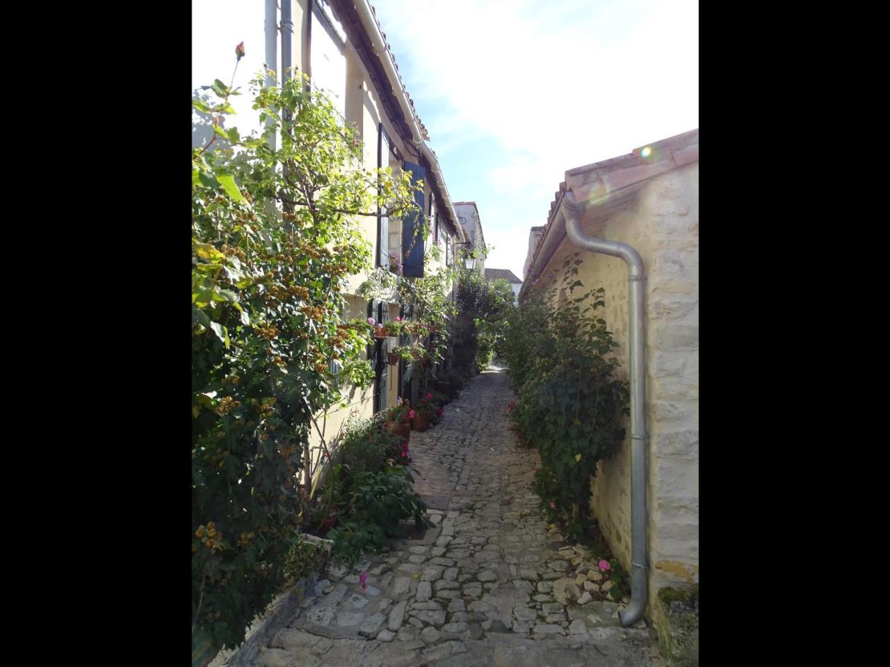 Maison Salicorne La Flotte Exterior foto